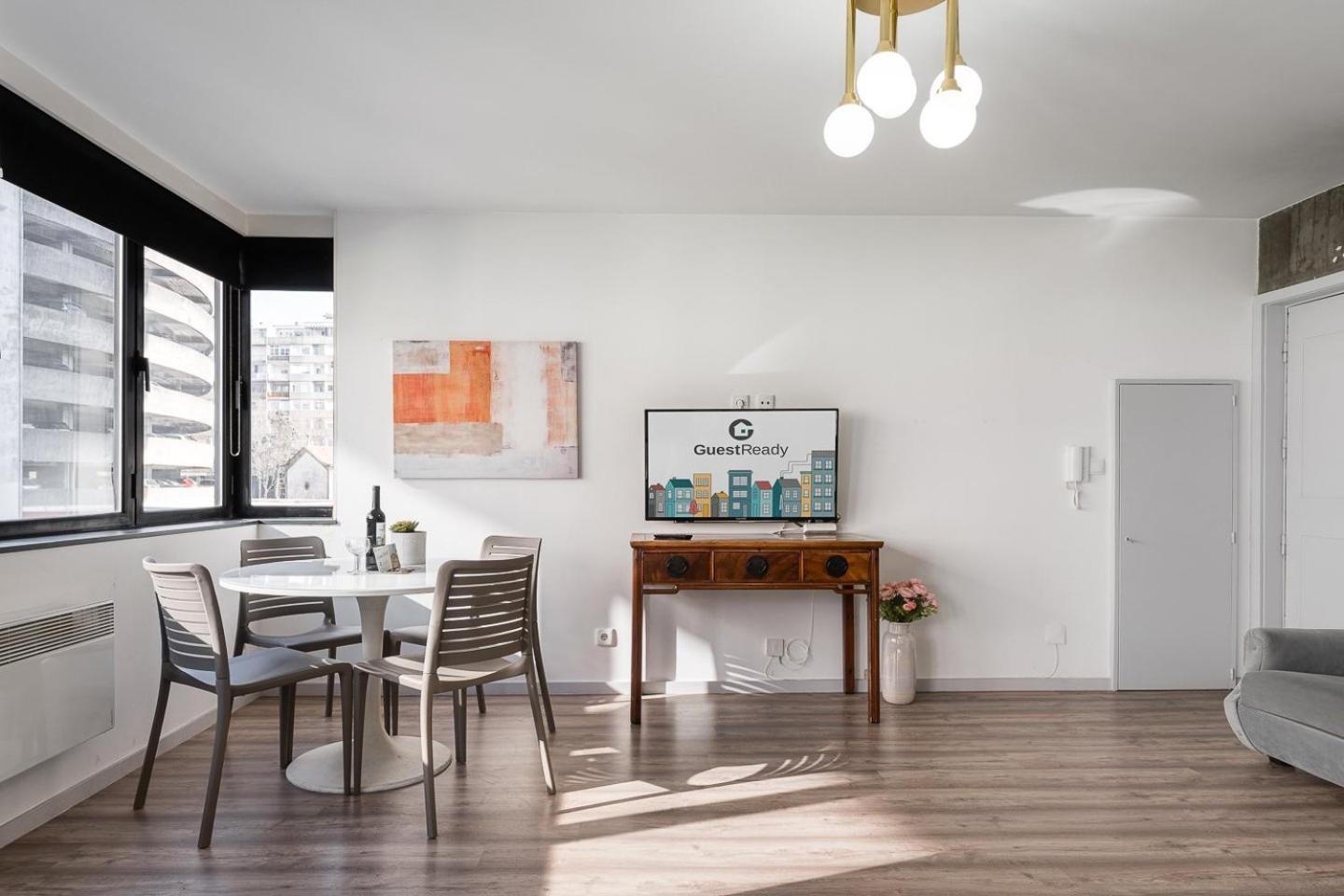 Guestready - Grayscale Appartement Porto Buitenkant foto